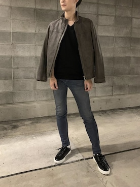 「buddy（バディ）のアイテム（スニーカー）」を使った、ABAHOUSE ONLINE MENSさん（メンズ・180cm）の秋コーディネート