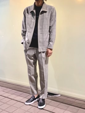 「スリムテーパード」｜ABAHOUSE ONLINE MENSさん（メンズ・180cm）の冬コーディネート