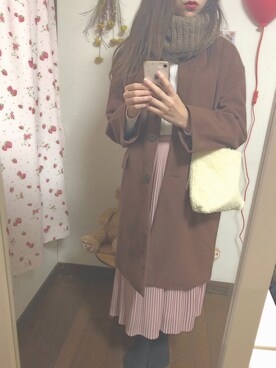 「ゆるニット」｜「アイテム（チェスターコート）」を使った、moeさん（レディース・165cm）の秋コーディネート
