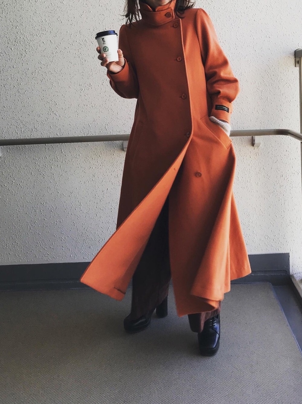 Ameri（アメリ）の「POOFY FLARE LONG COAT（チェスターコート