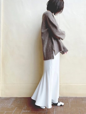 「RIVE DROITE（リヴドロワ）のアイテム（バレエシューズ）」を使った、AIさん（レディース・160cm）の冬コーディネート