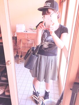 秋本芽依さんのコーディネート