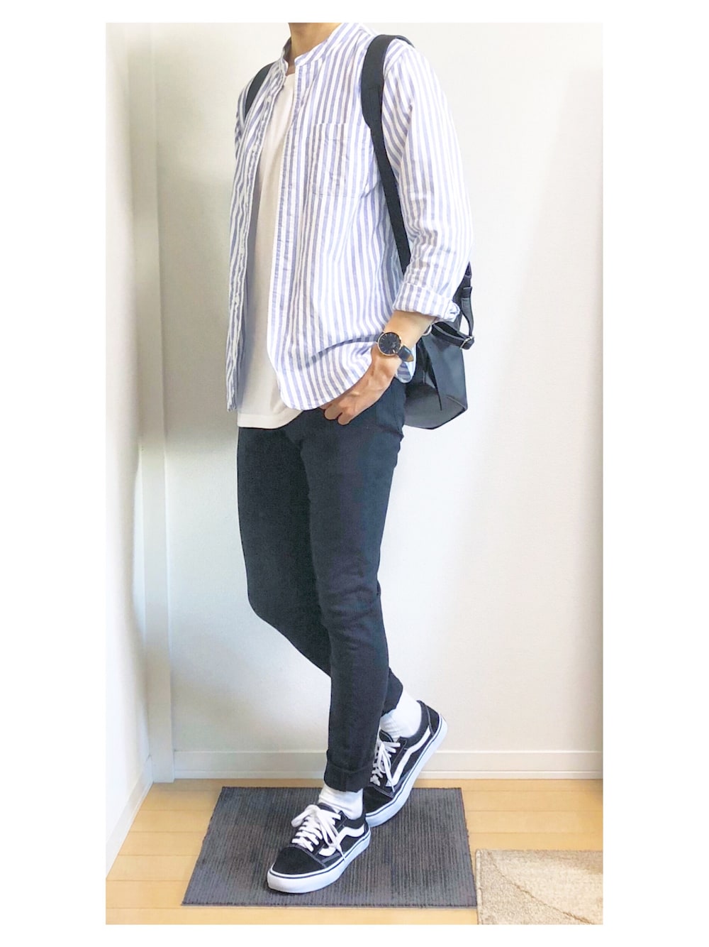 「秋服、秋のコーデ、夏コーデ、おしゃれさんと繋がりたい、ootd、URBAN RESEARCH DOORS、LIDnM、VANS、Daniel Wellington」｜「URBAN RESEARCH DOORSのオックスバンドカラーシャツ（シャツ/ブラウス、その他）」を使った、hiro_wearさん（メンズ・178cm）の秋コーディネートの1枚目の写真