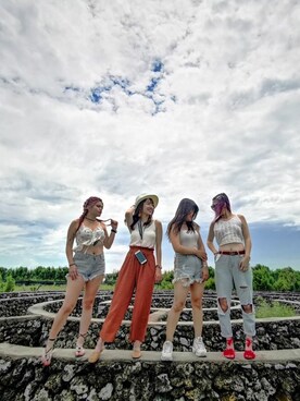 「アイテム（チノパンツ、オレンジ系）」を使った、cianさん（レディース・163cm）の夏コーディネート