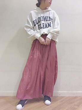 「ロゴパーカー」｜「アイテム（その他）」を使った、めのさん（レディース・151cm）の冬コーディネート