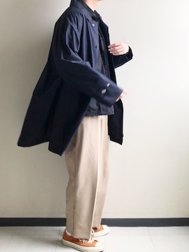 「yoke」｜「アイテム（ステンカラーコート）」を使った、CYGさん（メンズ・178cm）の春コーディネート
