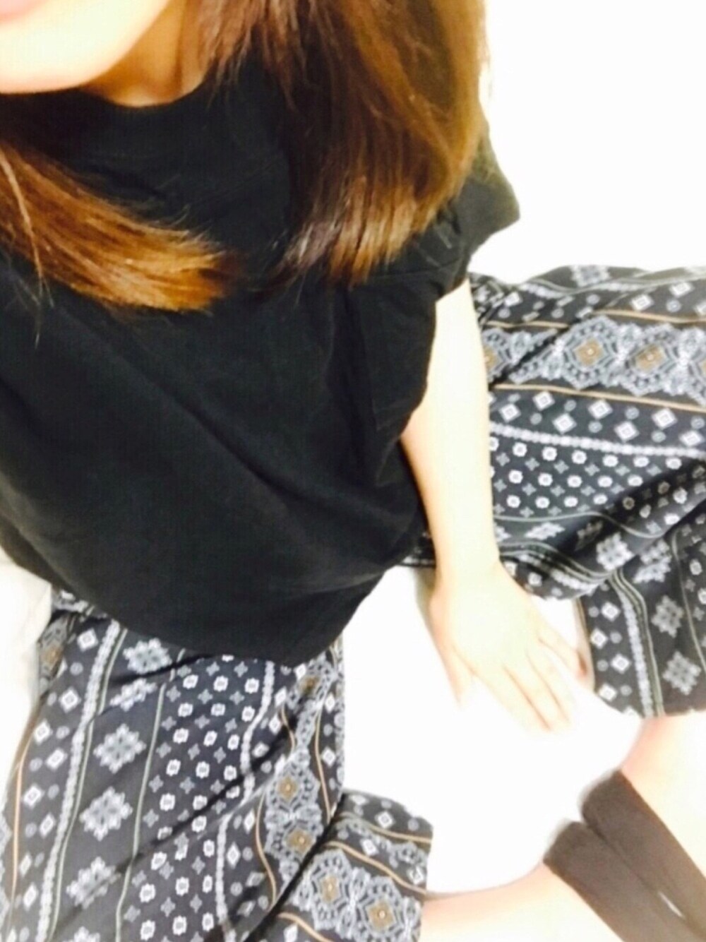「いいねありがとうございます、ガラパン、バンズ、ラコステ、ViS、ワイドパンツ」｜「DOUBLE NAMEのアイテム（Tシャツ/カットソー、ブラック系）」を使った、おなかがたれぱんだ⊿さん（レディース・150cm）の春コーディネートの1枚目の写真