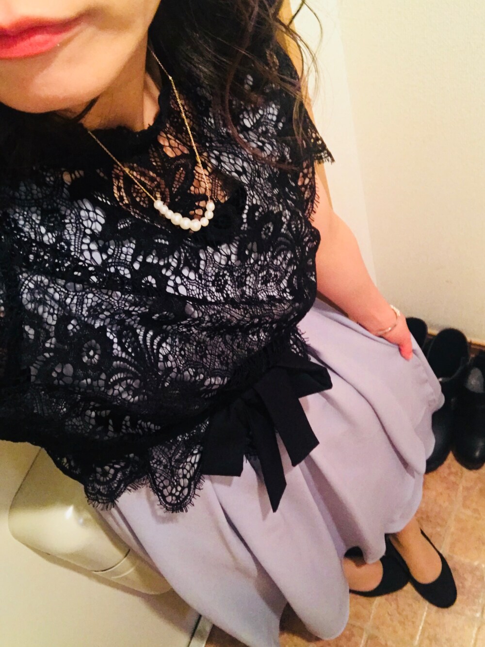 「結婚式、福岡、ロングワンピース、レース」｜「FOREVER 21のアイテム（トップス、ブラック系）」を使った、おなかがたれぱんだ⊿さん（レディース・150cm）の秋コーディネートの1枚目の写真