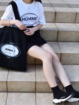 BALENCIAGA(バレンシアガ)のスニーカーを使ったレディースコーディネート一覧 , WEAR