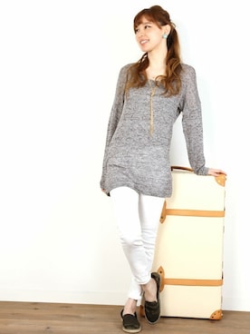 「FELLINI（フェリーニ）のアイテム（パンツ）」を使った、フェリーニさん（レディース・162cm）の冬コーディネート