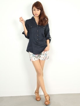 「FELLINI（フェリーニ）のアイテム」を使った、フェリーニさん（レディース・166cm）の春コーディネート