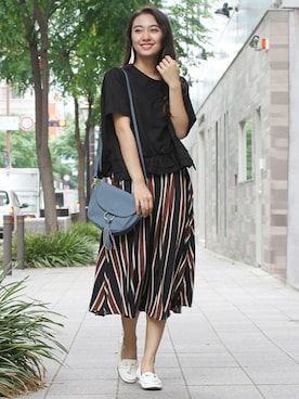 「FELLINI（フェリーニ）のアイテム」を使った、フェリーニさん（レディース・166cm）の秋コーディネート