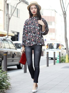 「FELLINI（フェリーニ）のアイテム」を使った、フェリーニさん（レディース・167cm）の春コーディネート