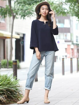 「FELLINI（フェリーニ）のアイテム」を使った、フェリーニさん（レディース・167cm）の秋コーディネート