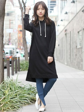 「スウェットワンピース」｜フェリーニさん（レディース・164cm）の春コーディネート