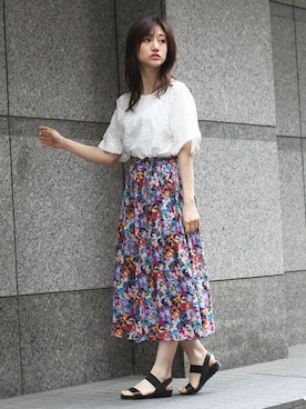 「FELLINI（フェリーニ）のアイテム」を使った、フェリーニさん（レディース・164cm）の春コーディネート