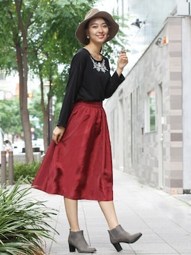 「アイテム（Tシャツ/カットソー、ブラック系）」を使った、フェリーニさん（レディース・162cm）の秋コーディネート