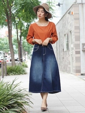 「FELLINI（フェリーニ）のアイテム」を使った、フェリーニさん（レディース・162cm）の秋コーディネート