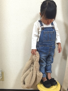 「babygap」｜「アイテム（サロペット/オーバーオール）」を使った、kanaさん（キッズ・90cm）の秋コーディネート