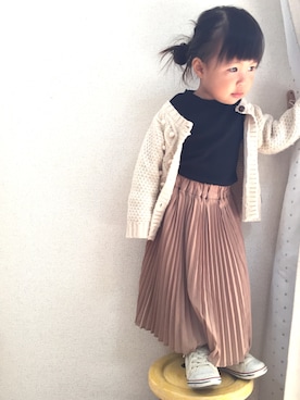 「apres les cours」｜「アイテム（スカート）」を使った、kanaさん（キッズ・90cm）の秋コーディネート