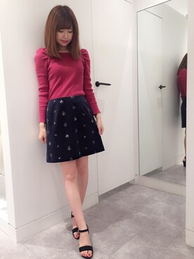 miri♡さんの「ベロア刺繍ミニスカート」を使ったコーディネート