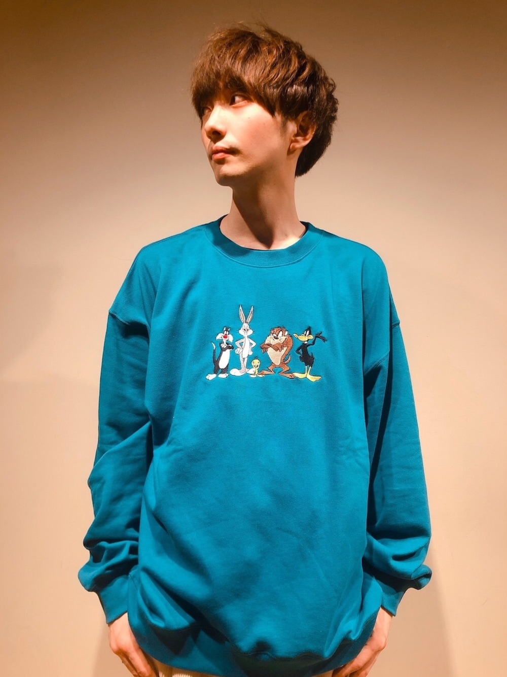 「年末WEAR感謝祭、ラフ、ストリート、スウェット、ライトオン、Right-on」｜「Right-onのアイテム（スウェット、ブルー系）」を使った、だいちゃんさん（メンズ・173cm）の冬コーディネートの1枚目の写真