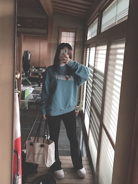 「MOUSSY（マウジー）のGOOD TASTE MOUSSY POJ（Tシャツ/カットソー、ブルー系）」を使った、はーさん（レディース・163cm）の秋コーディネート