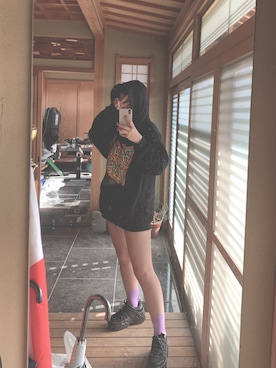 「Bershka（ベルシュカ）のアイテム（パーカー、ブラック系）」を使った、はーさん（レディース・163cm）の秋コーディネート