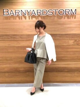 「ぺプラムトップス」｜「アイテム（ブルゾン）」を使った、BARNYARDSTORM本部さん（レディース・154cm）の春コーディネート