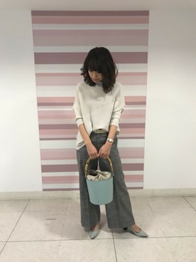 「ツイードパンツ」｜「アイテム（パンプス）」を使った、BARNYARDSTORM本部さん（レディース・159cm）の冬コーディネート