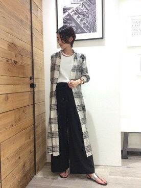 「トングサンダル」｜「アイテム（シャツワンピース）」を使った、BARNYARDSTORM本部さん（レディース・166cm）の春コーディネート