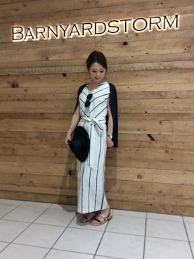 「ストライプワンピース」｜「アイテム（アンサンブル）」を使った、BARNYARDSTORM本部さん（レディース・157cm）の春コーディネート