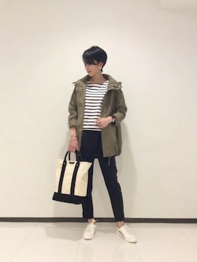 「ホワイトスニーカー」｜「アイテム（モッズコート）」を使った、BARNYARDSTORM本部さん（レディース・167cm）の冬コーディネート