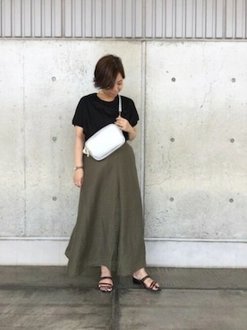 「アイテム（ボディバッグ/ウエストポーチ、シルバー系）」を使った、BARNYARDSTORM本部さん（レディース・151cm）の夏コーディネート