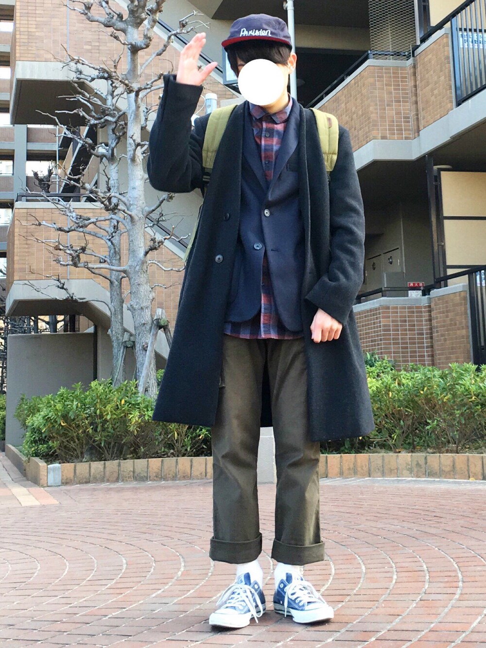「シンプル、ビッグシルエット、白ソックス、UNIQLO、converse、HARE、ノーカラーシャツ、カーキ、チェックシャツ、カジュアルコーデ」｜「GUの（GU）カノコジャケット（ジャケット/アウター、ブルー系）」を使った、SHOTA / しょうたさん（メンズ・165cm）の冬コーディネートの1枚目の写真