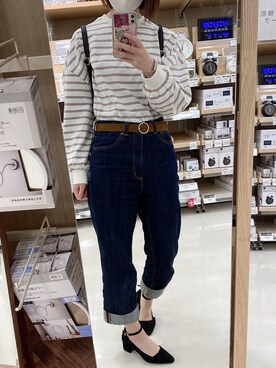 「アプレジュール」｜「アイテム（デニムパンツ）」を使った、カナブーンさん（レディース・165cm）の春コーディネート