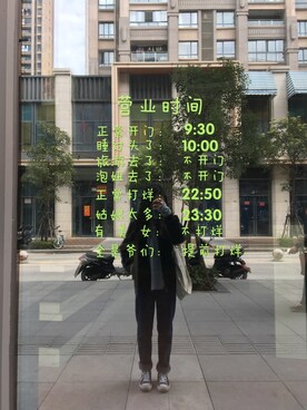 脑袋被肉挤了さんのコーディネート