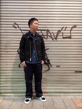 「SCHOTT」｜「アイテム（スウェット）」を使った、kawakamiさん（メンズ・171cm）の夏コーディネート