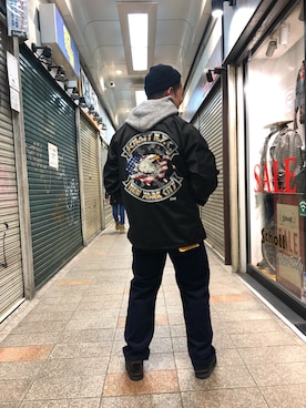 「SCHOTT」｜「アイテム（ナイロンジャケット）」を使った、kawakamiさん（メンズ・171cm）の冬コーディネート