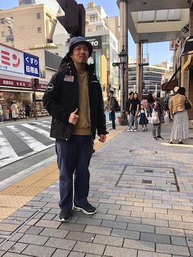 「SCHOTT」｜「アイテム（マウンテンパーカー）」を使った、kawakamiさん（メンズ・171cm）の秋コーディネート