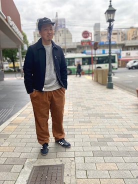 「SCHOTT」｜「アイテム（スウェット）」を使った、kawakamiさん（メンズ・171cm）の秋コーディネート