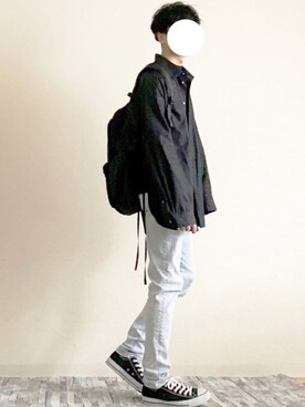 スニーカーを使った アイスブルーデニム のメンズ人気ファッションコーディネート Wear