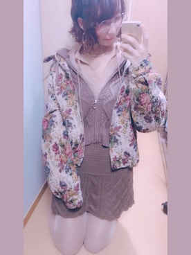 「ニットパーカー」｜「アイテム（ブルゾン）」を使った、かほさんさん（レディース・165cm）の秋コーディネート
