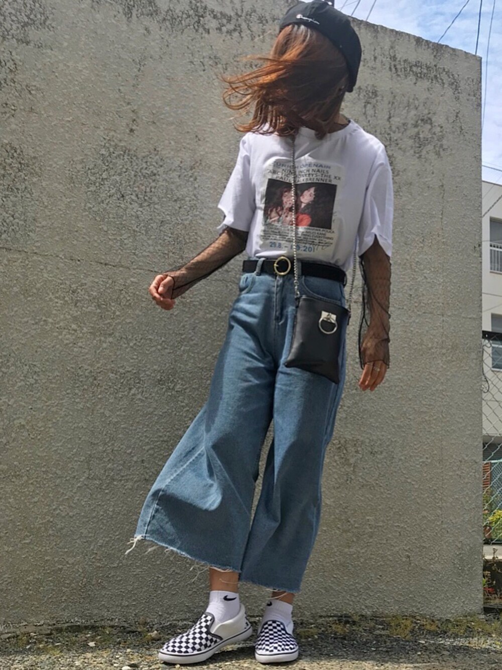 「ハンチング、デニム、ワイドパンツ、VANS、スニーカー、カジュアル、プチプラ、ストリート、ootd」｜「Championの【Champion/チャンピオン】刺繍ツイルベレー（ハンチング/ベレー帽、ブラック系）」を使った、enna_028さん（レディース・158cm）の春コーディネートの1枚目の写真