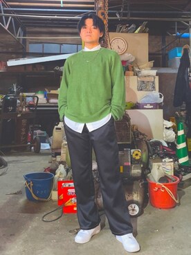 白シャツ ニット の人気ファッションコーディネート Wear