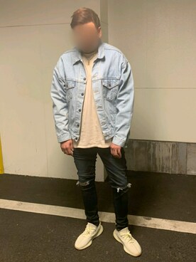 「Levi's（リーバイス）のアイテム（その他アウター）」を使った、じょんさん（メンズ・178cm）の春コーディネート