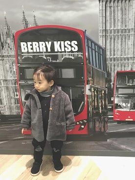 「キッズファッション」｜「アイテム（ムートンコート）」を使った、shskさん（キッズ・80cm）の冬コーディネート