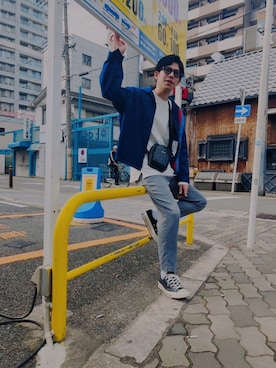 「アイテム（サングラス、ホワイト系）」を使った、com.さん（メンズ・171cm）の春コーディネート