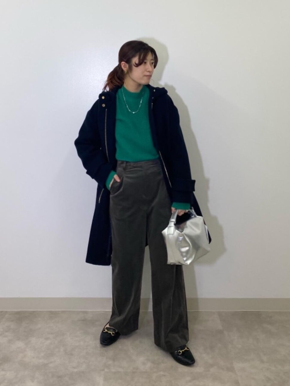 「トレンド、ニット/セーター、あうたー」｜「green label relaxingのFM チェーン トグル 3WAY ネックレス（ネックレス、シルバー系）」を使った、ｶﾝさん（レディース・153cm）の冬コーディネートの1枚目の写真