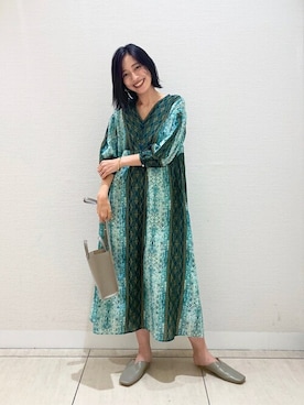 「アイテム（サンダル、グリーン系）」を使った、N.Sさん（レディース・167cm）の夏コーディネート